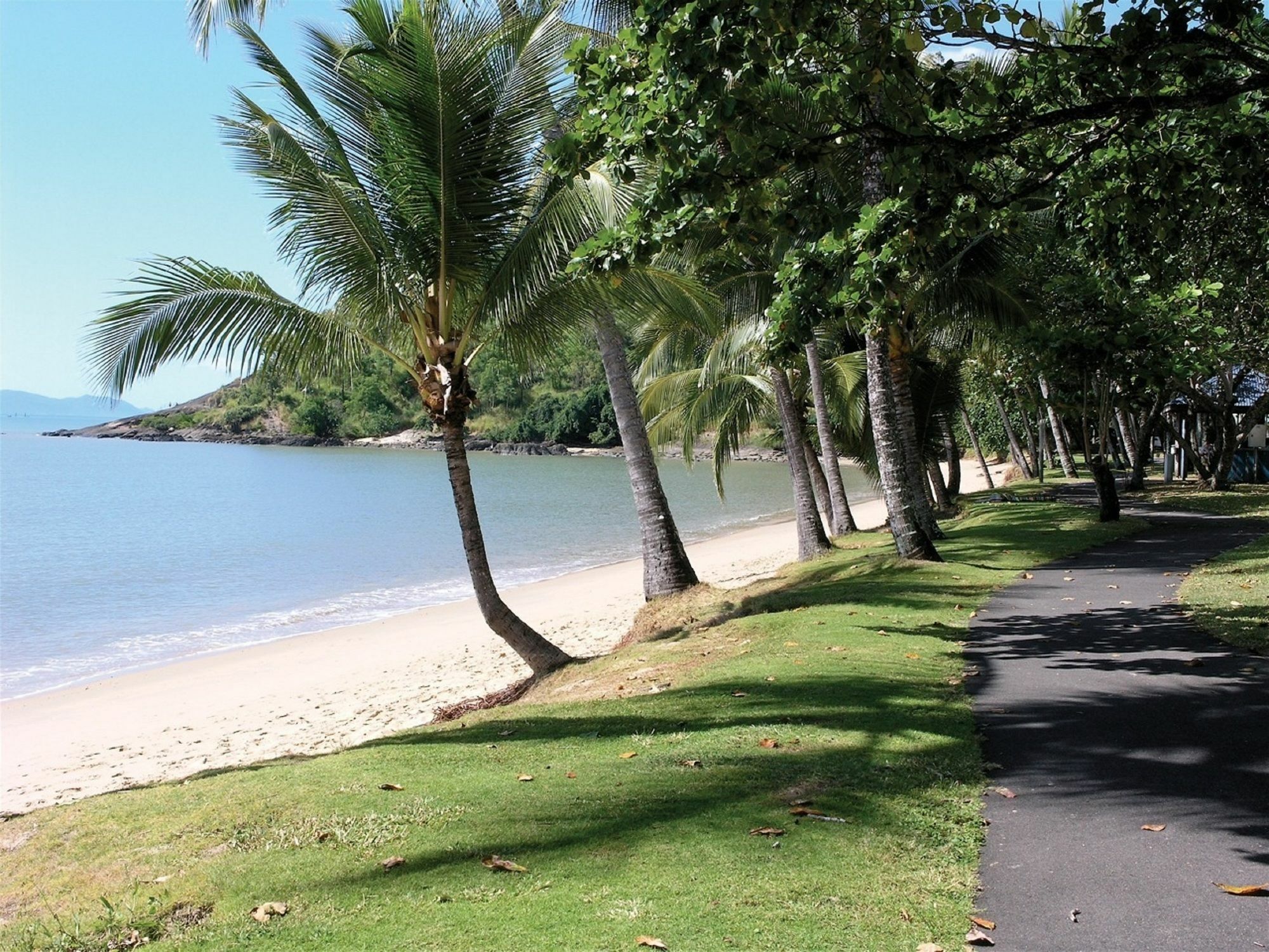 On The Beach Apartments Trinity Beach Luaran gambar